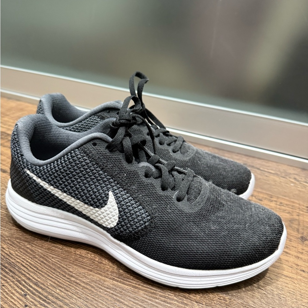 Nike Gray and Black Sneakers